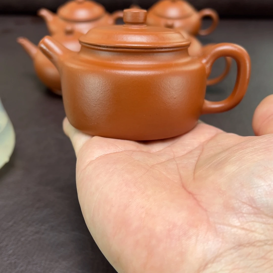 茶壶紫砂汽修厂和机械设备