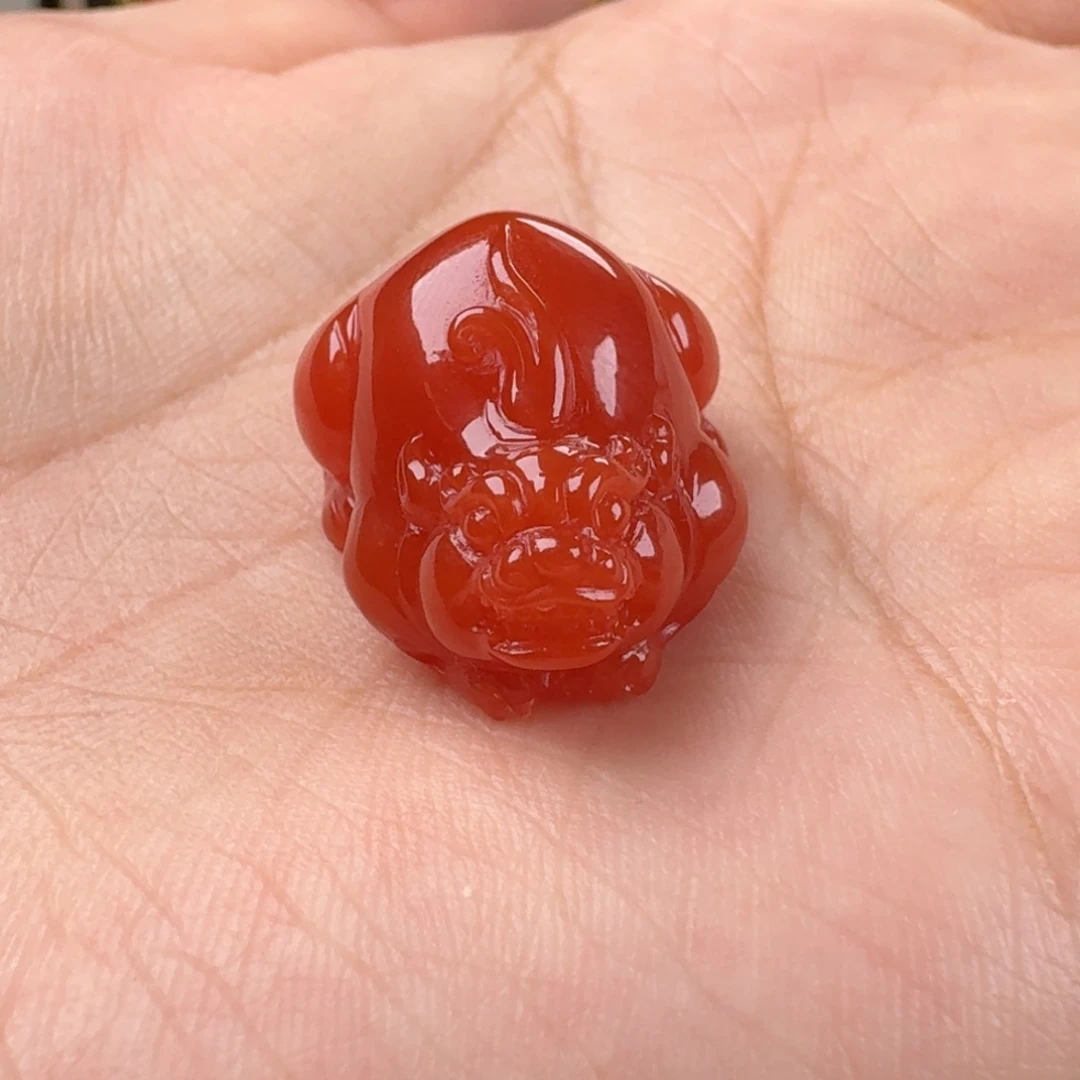 未镶嵌貔貅吊坠南红玛瑙