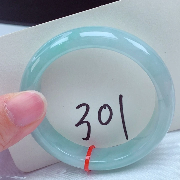 翡翠未镶嵌手镯翡翠