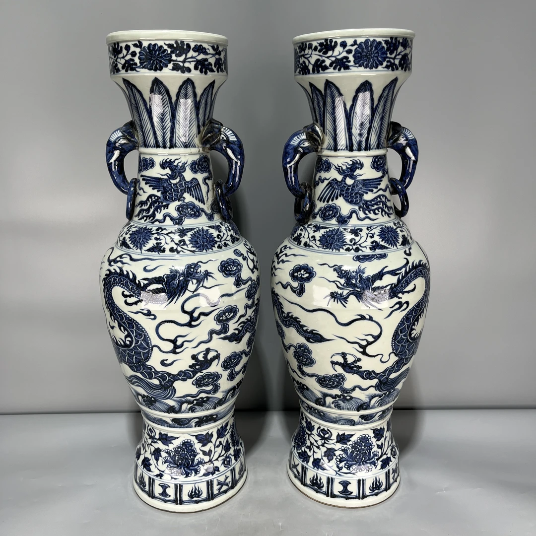 当代仿制 仿古青花祥云龙纹象耳瓶