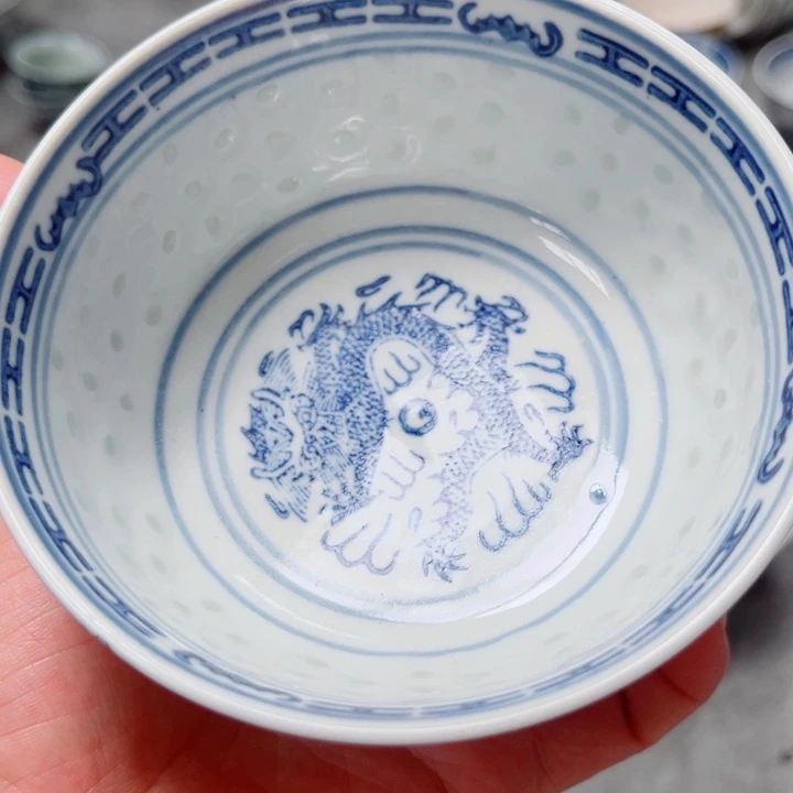 青花玲珑4.5寸小饭碗龙纹60年代