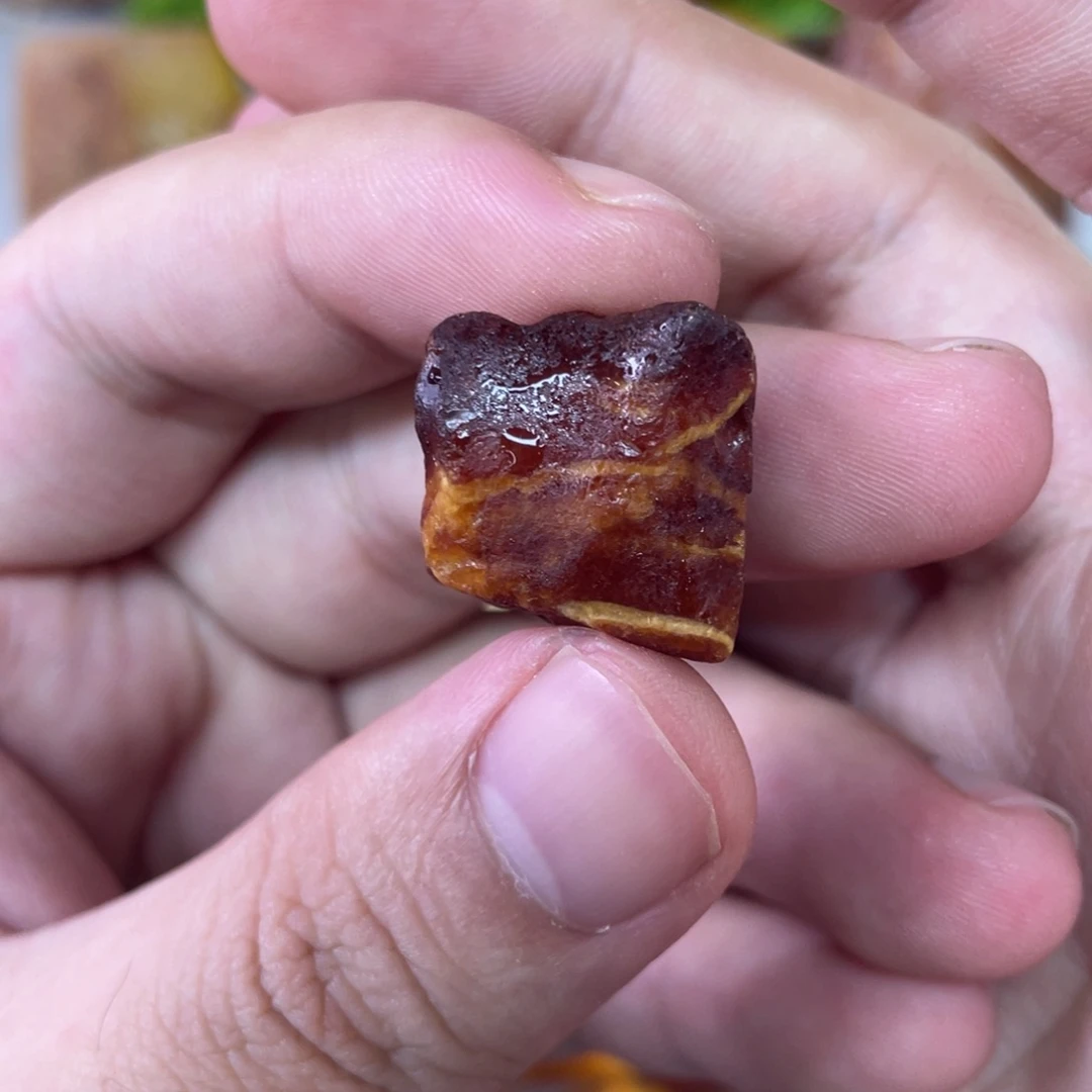 定制琥珀天然琥珀