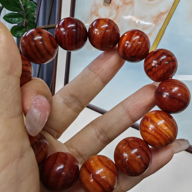 S-0011 精选手串搭配无礼盒