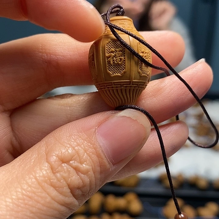 橄榄核吊坠橄榄核