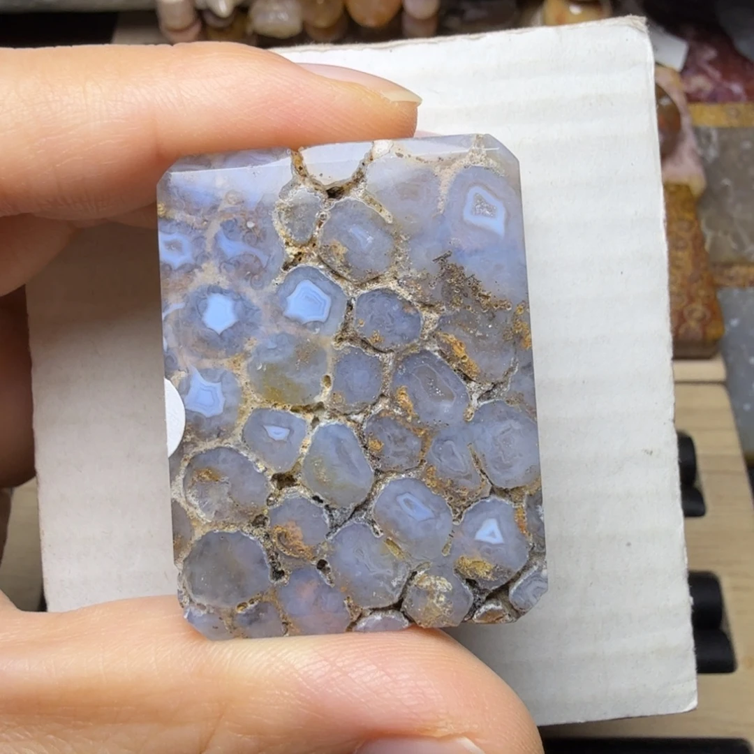 石英质玉未镶嵌灰蓝 骨骼 玻璃花，够特别