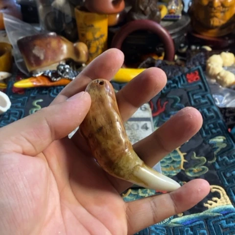 寻呼台的人也太少见