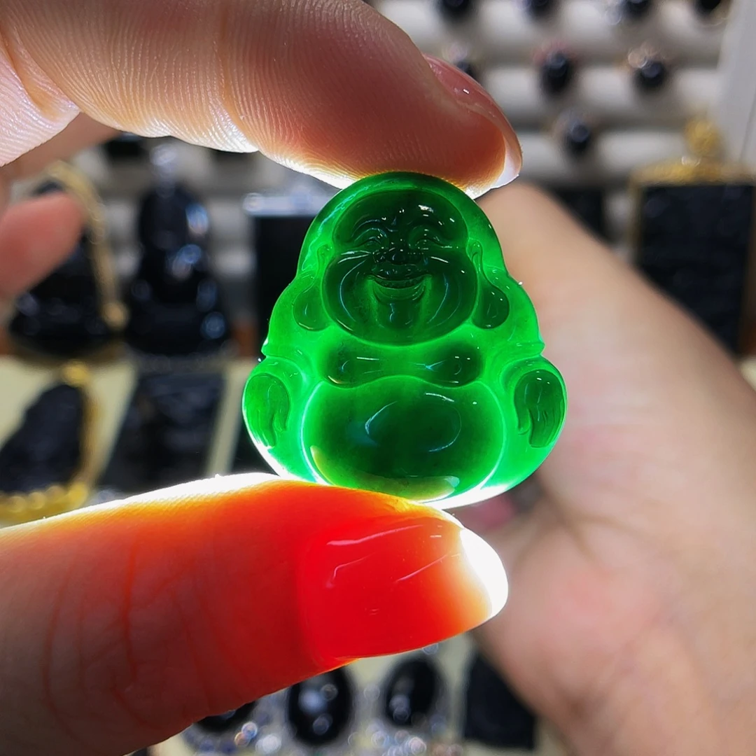 翡翠未镶嵌颈饰墨翠