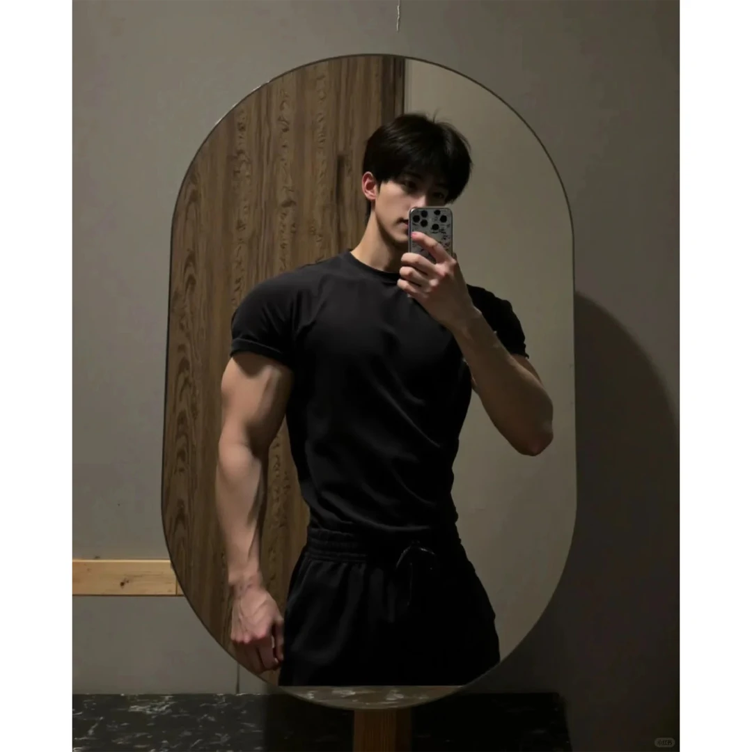 健身收紧袖口t恤男夏季宽窄显肌肉短袖弹力修身cleanfit男士半袖