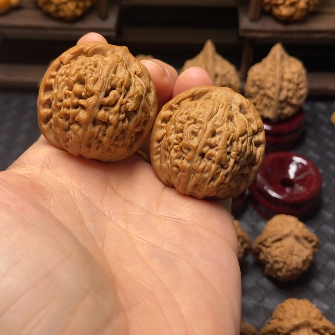文玩核桃把件全品莲花尺寸38