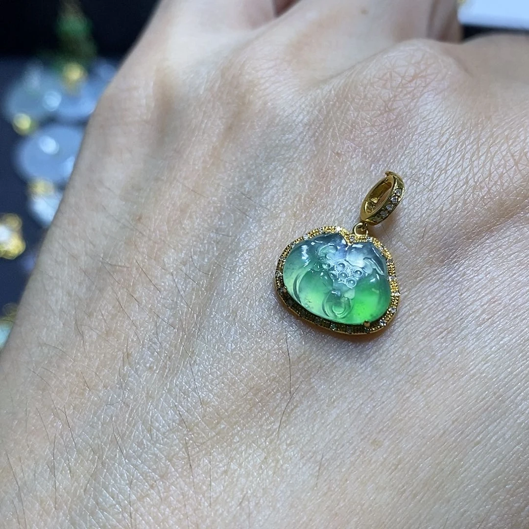 翡翠18K金镶嵌吊坠(不含链)