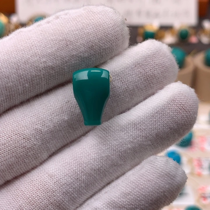 绿松石车挂未镶嵌