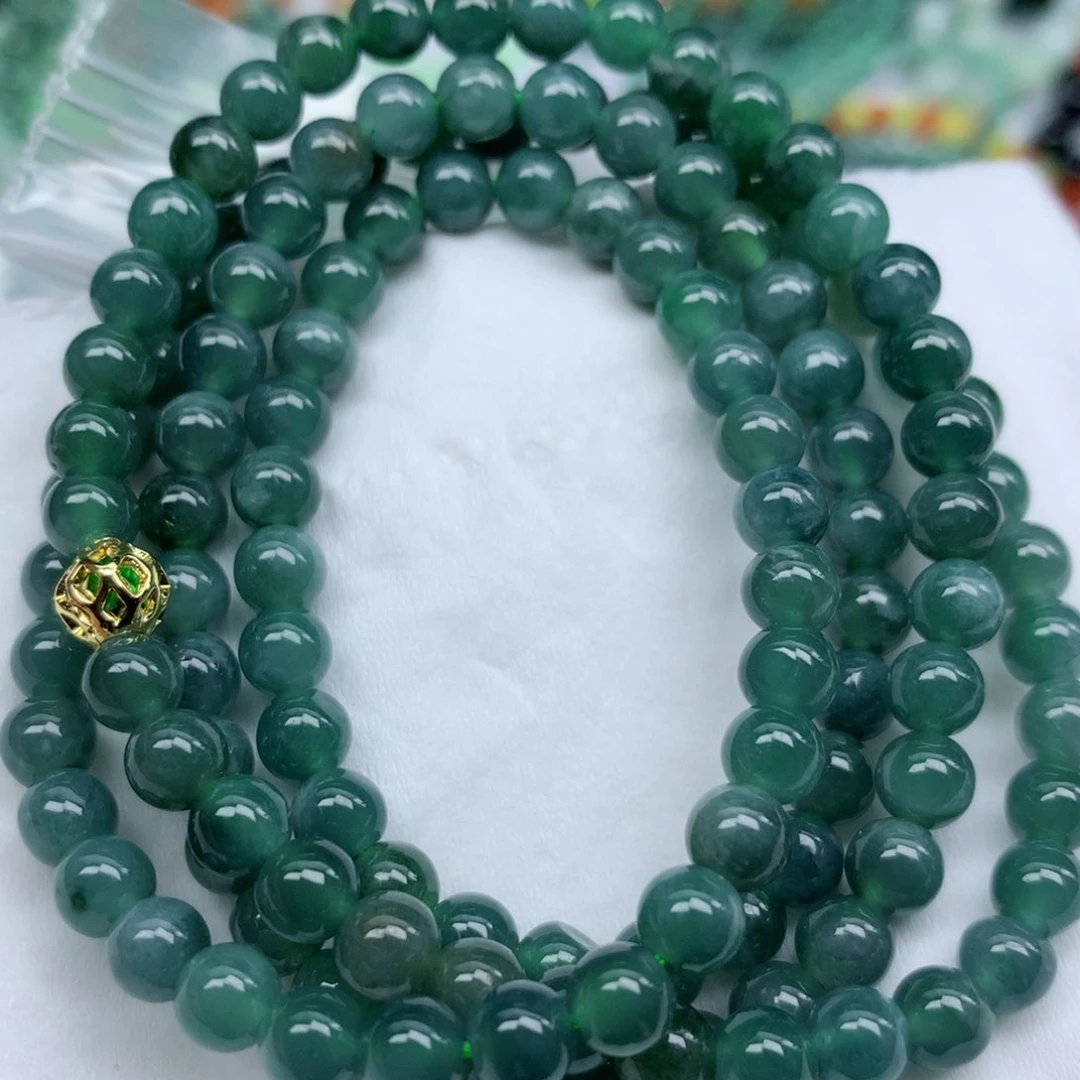 翡翠颈饰未镶嵌手串