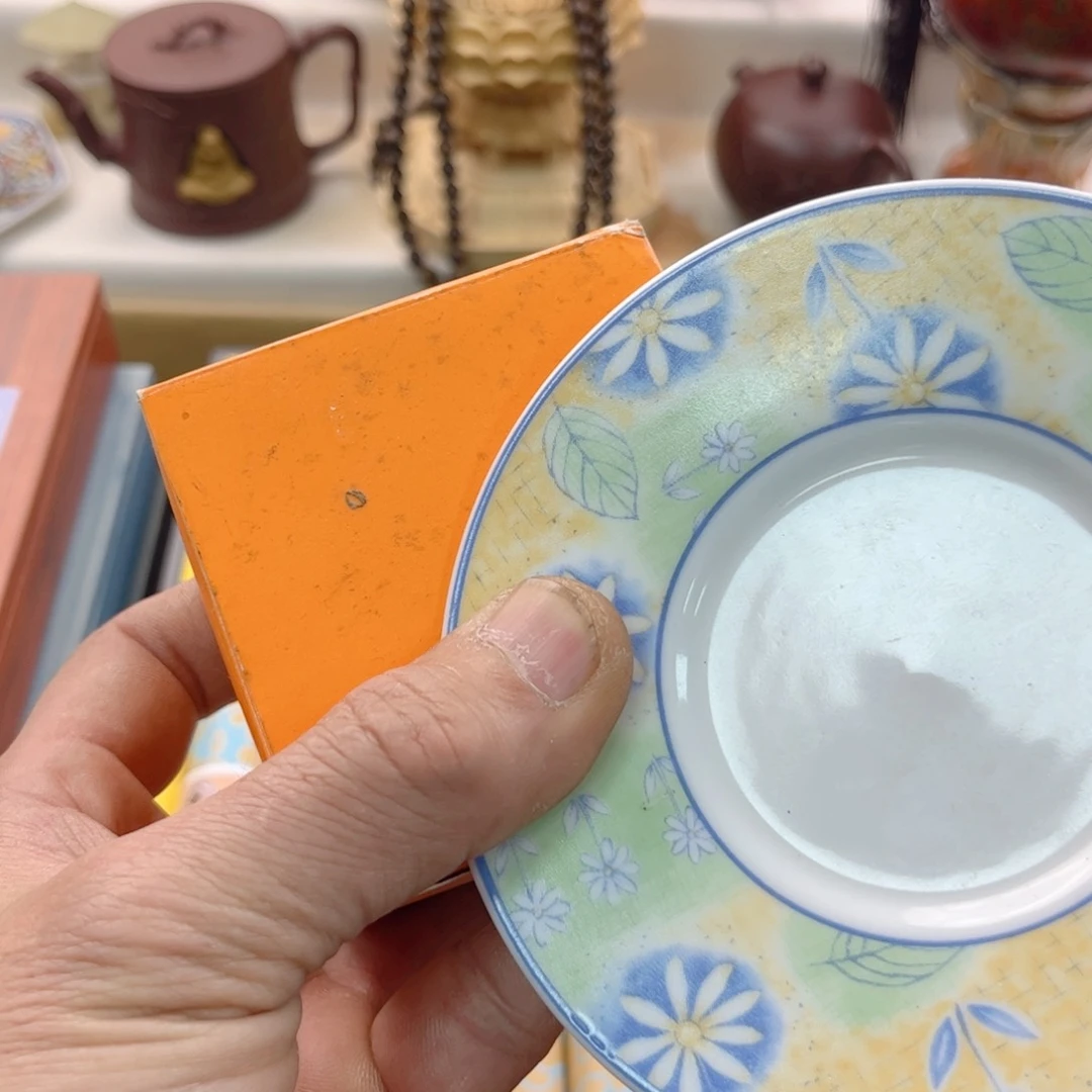 瓷片?****啊啊啊啊啊啊啊啊啊啊啊啊啊