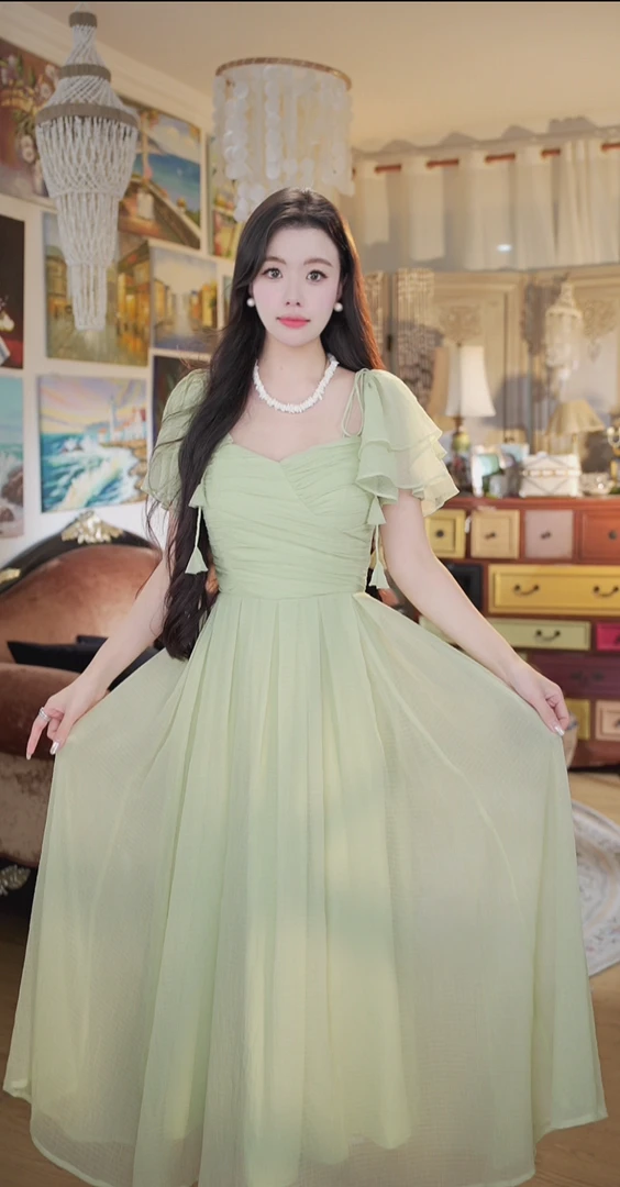 清仓《很爱的绿裙》2024夏季新款法式纯色浅绿仙气大摆连衣裙J80