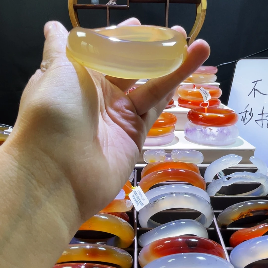手镯玛瑙/玉髓未镶嵌