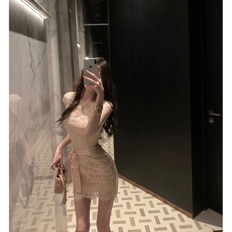 【戒不掉的是感觉】2025春季气质温柔蕾丝梦中情裙收腰女连衣包臀裙