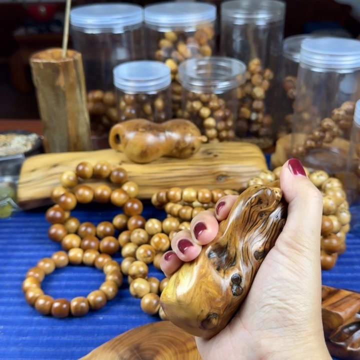 柏木（崖柏）北太行崖柏陈化虎皮骨料手把