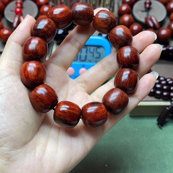 郝***馆木小叶紫檀手工艺