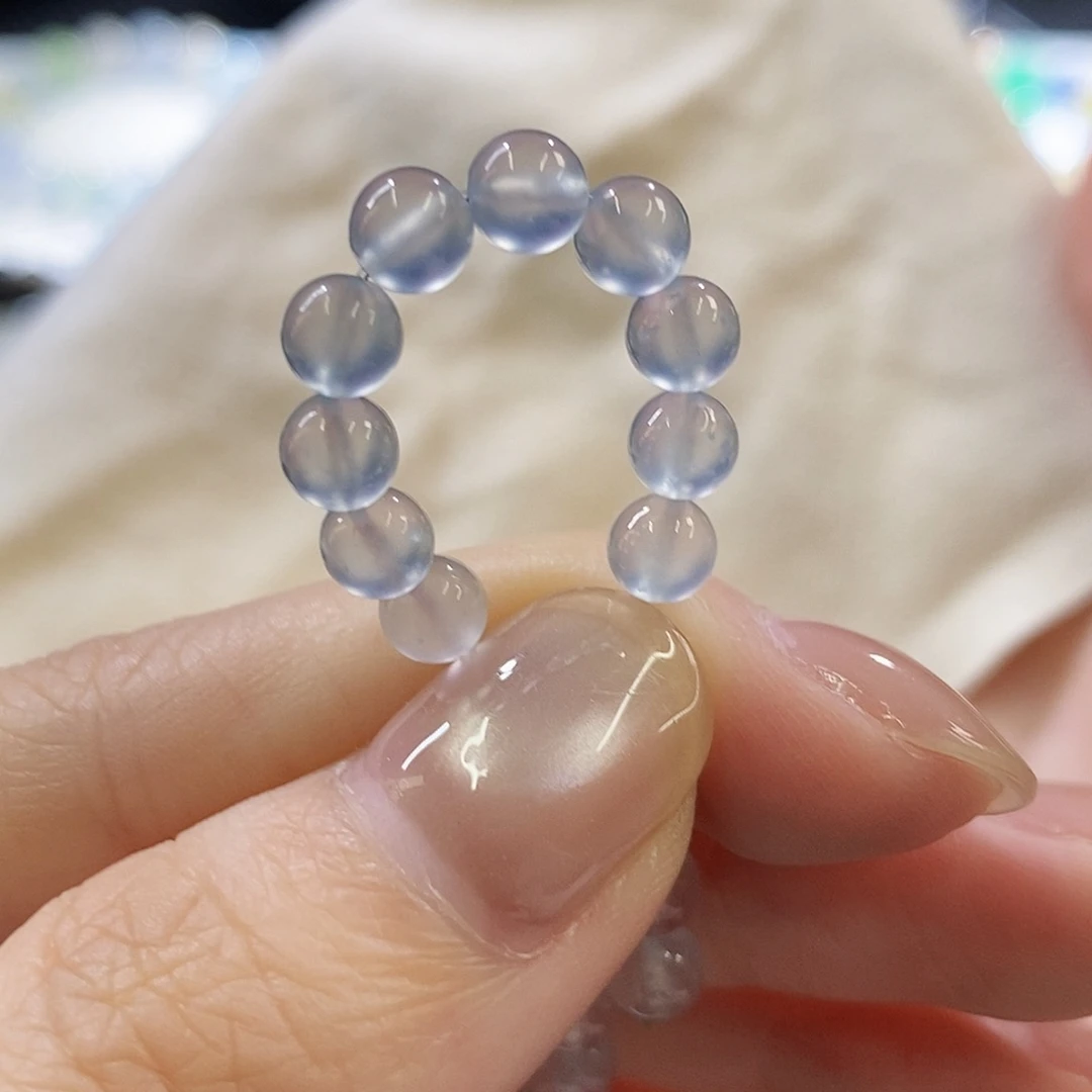 翡翠未镶嵌颈饰卡5单颗价，多样性发其一