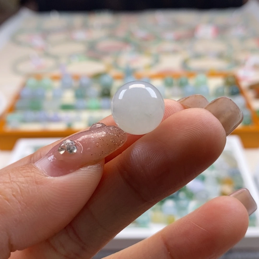 翡翠散珠天然翡翠白月光12.1