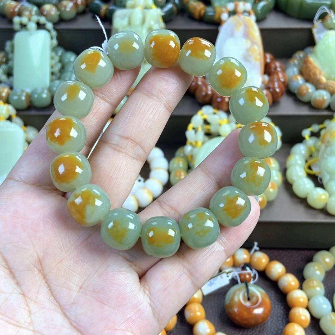 透闪石质玉未镶嵌手串