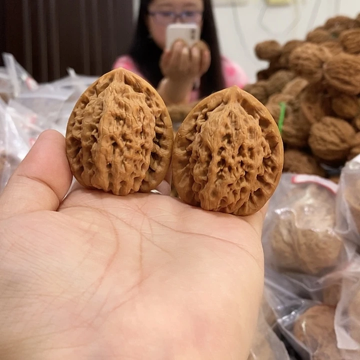 文玩核桃吊坠金公子38有修