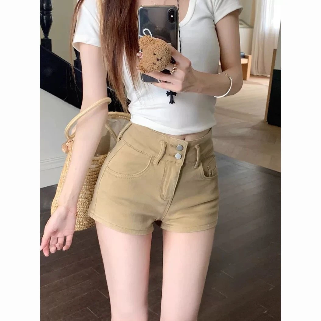 卡其色牛仔短裤女2025新款夏季高腰紧身美式辣妹包臀显瘦a字热裤