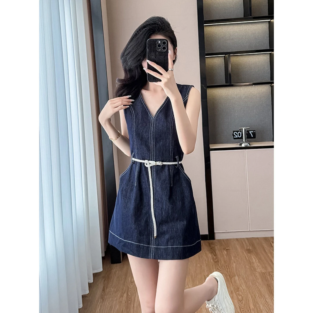 夏季新款短款小个子圆领无袖牛仔裙蓝色设计感休闲洋气减龄背心裙