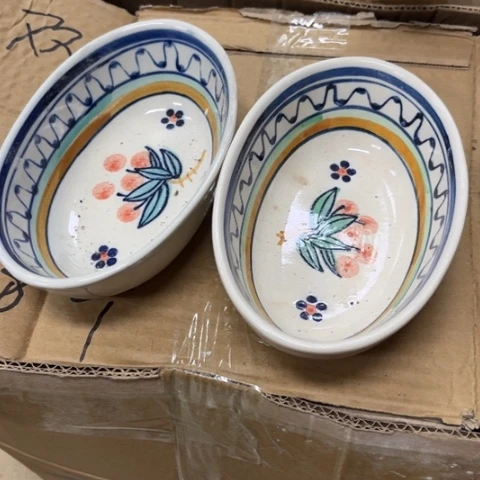 瓶瓷片瑕疵不退不换，介意不拍