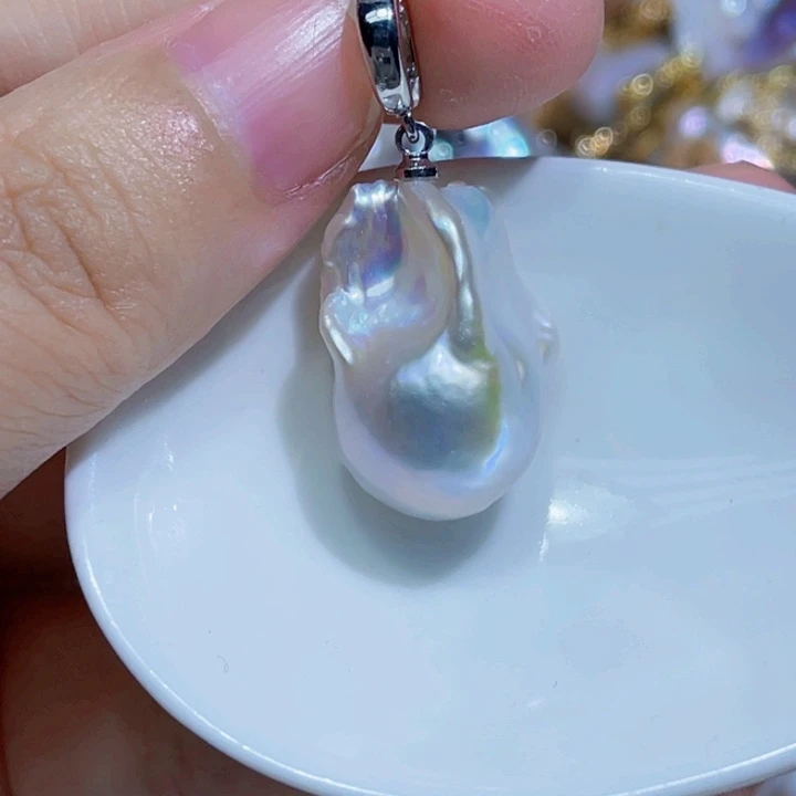 颈饰未镶嵌淡水珍珠