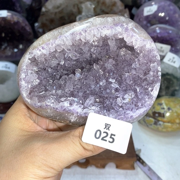 未镶嵌水晶大型摆件（非配饰）