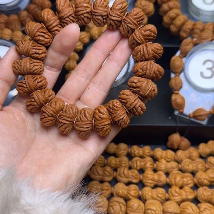怡***乐桃核手串龙纹桃核