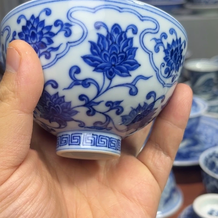 陶摆件景德镇陶瓷青花鸡心杯杯