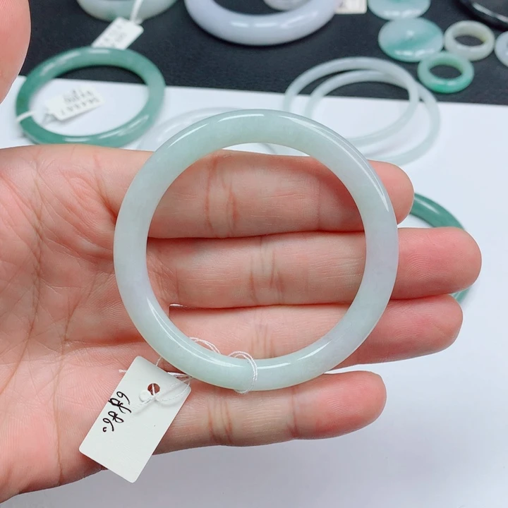 翡翠未镶嵌手镯53-54叮当