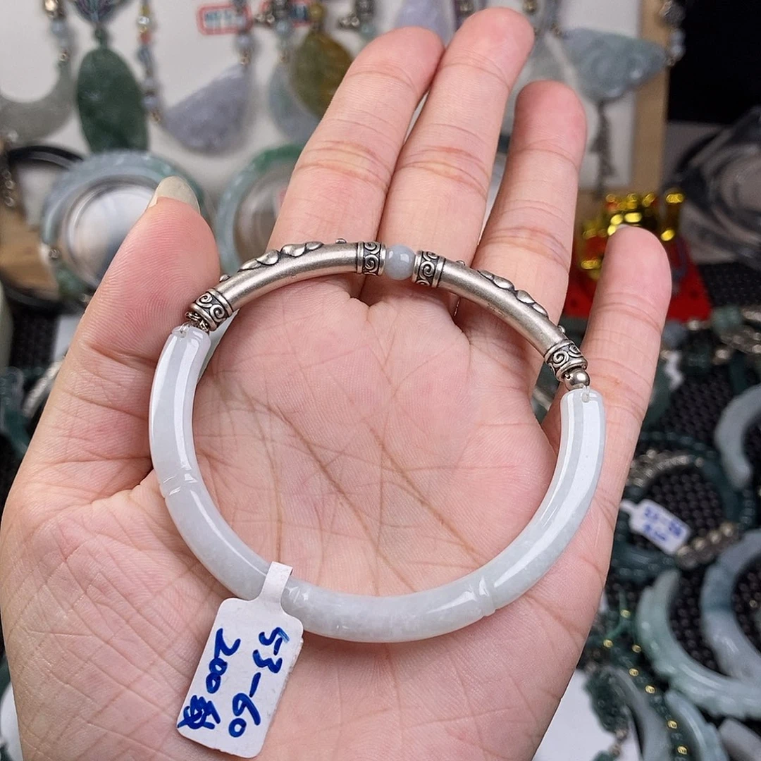 翡翠未镶嵌吊坠(不含链)锁*