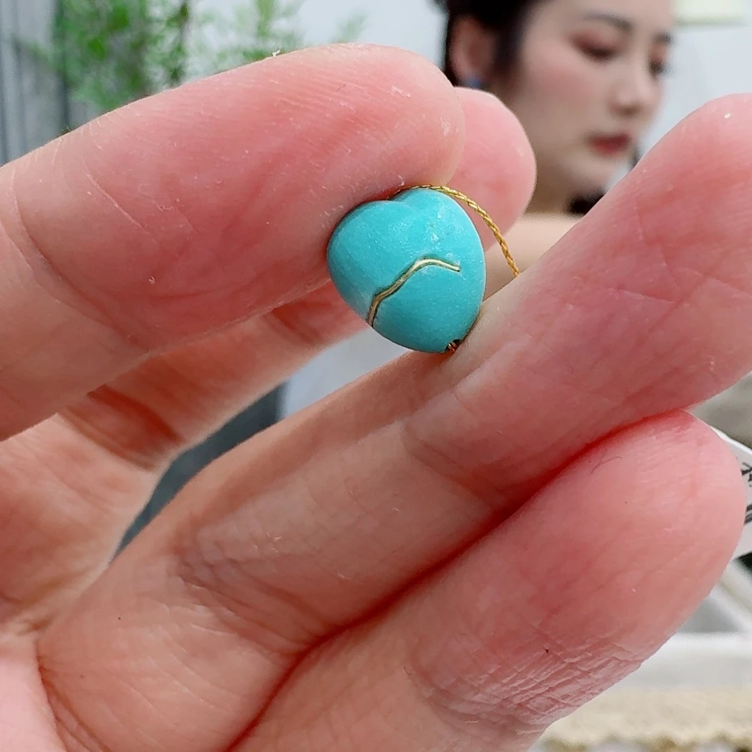 未镶嵌绿松石珠宝奇石