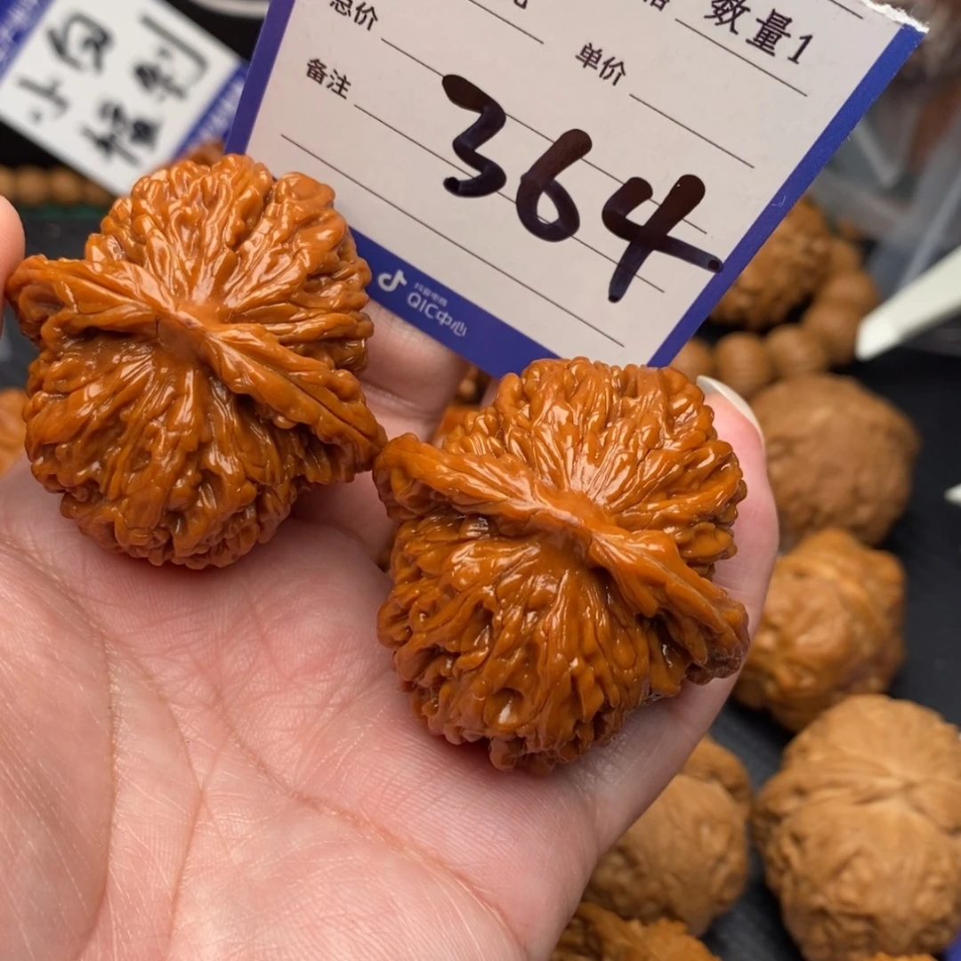 文玩核桃把件四座楼43mo