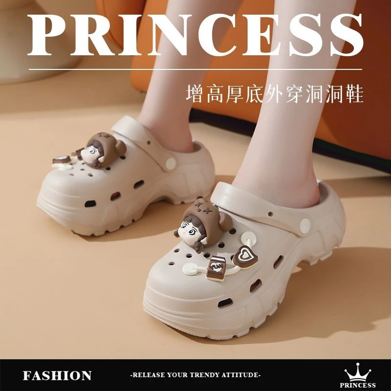 凉鞋女款2025新款爆款防滑洞洞鞋女外穿舒适休闲可爱卡通洞洞鞋女