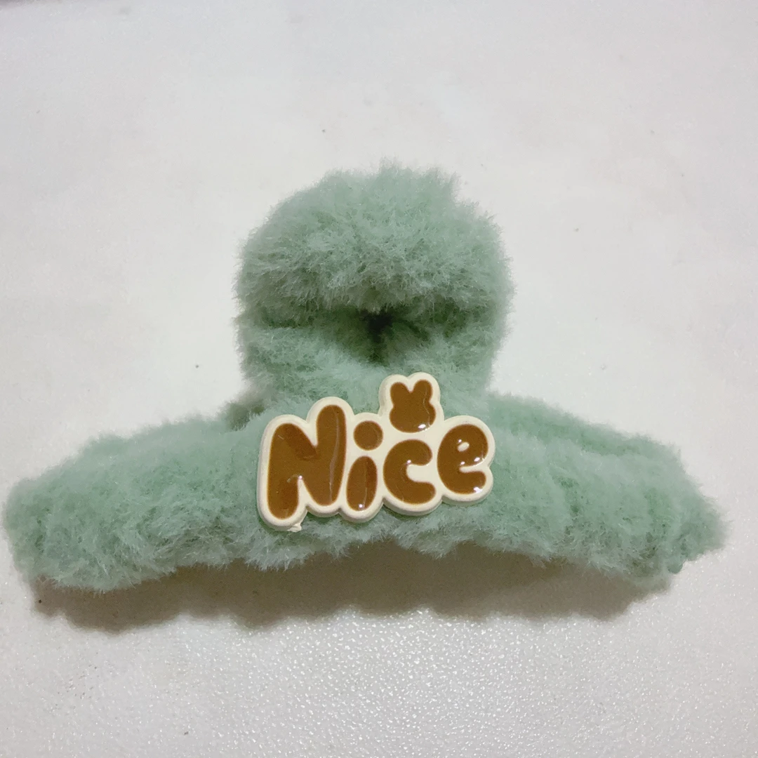 高级感毛绒抓夹女秋冬新款气质后脑勺发夹盘发头饰鲨鱼夹发卡4242