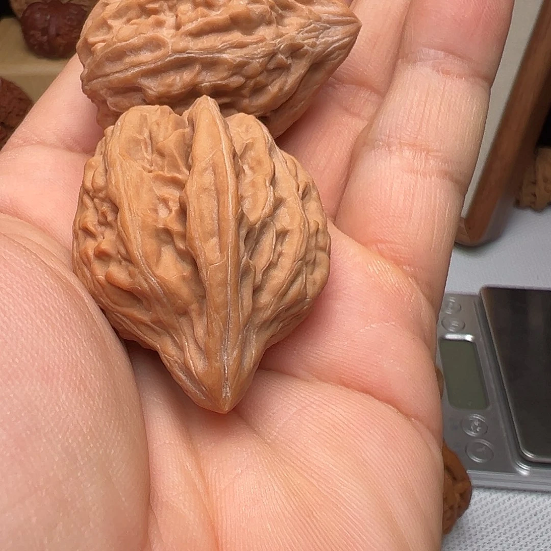 热***多文玩核桃把件鸭嘴