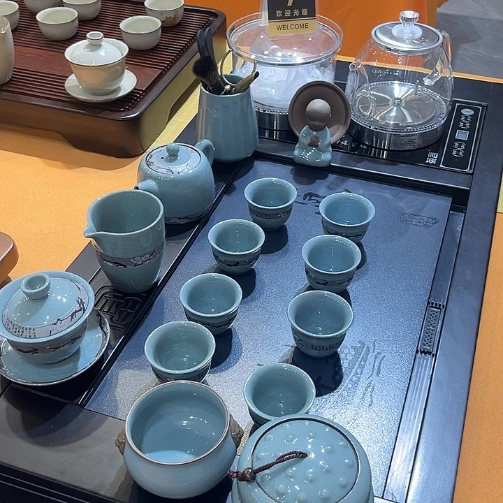 茶盘和大块一起在外