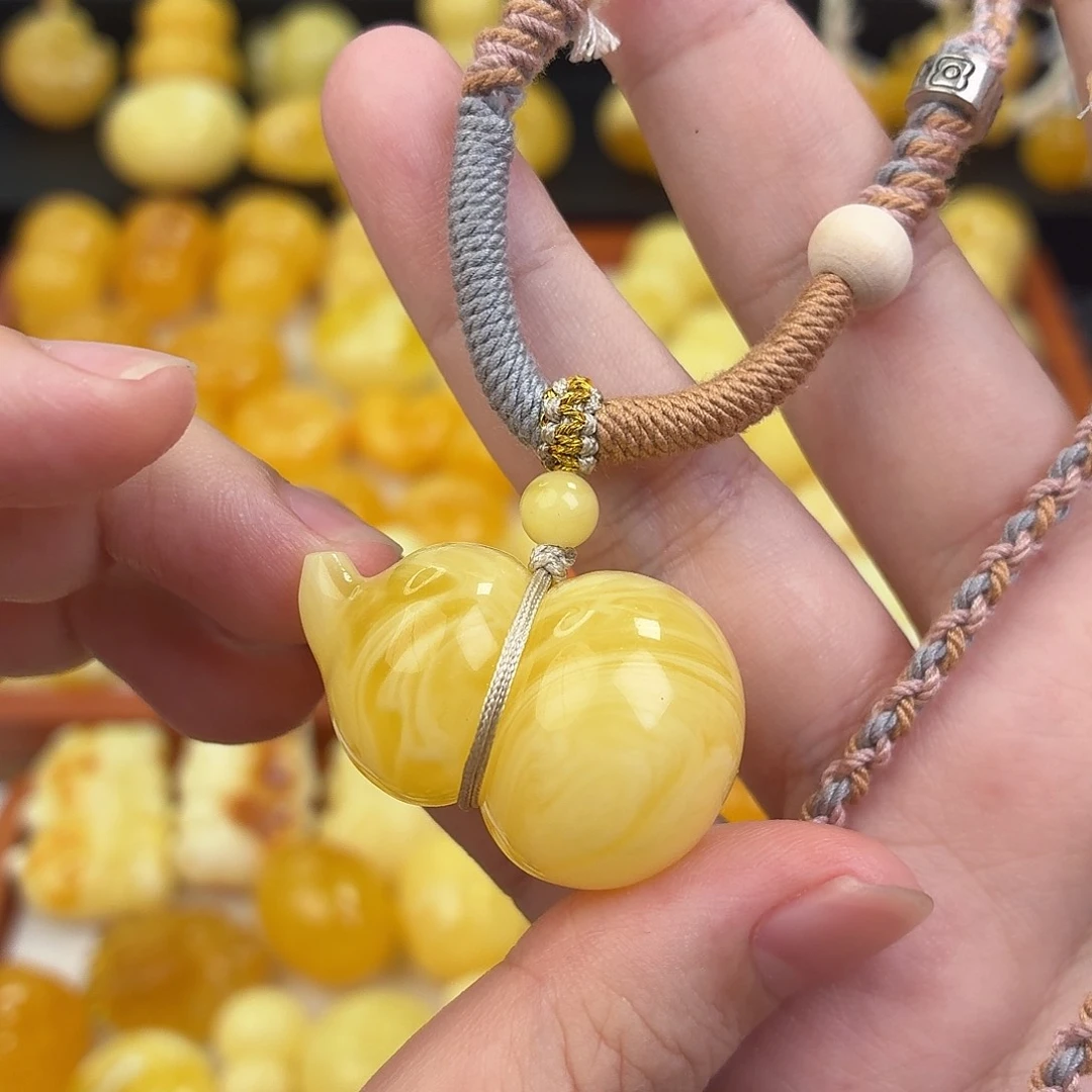 蜜蜡未镶嵌毛衣链蜜蜡