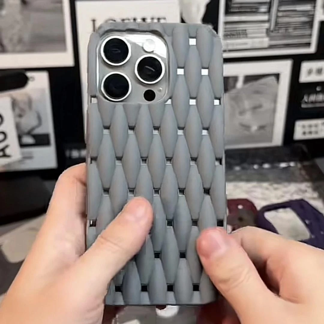 散热透气高级灰麻花纹适用iphone16promax苹果15手机壳14Pro/13套