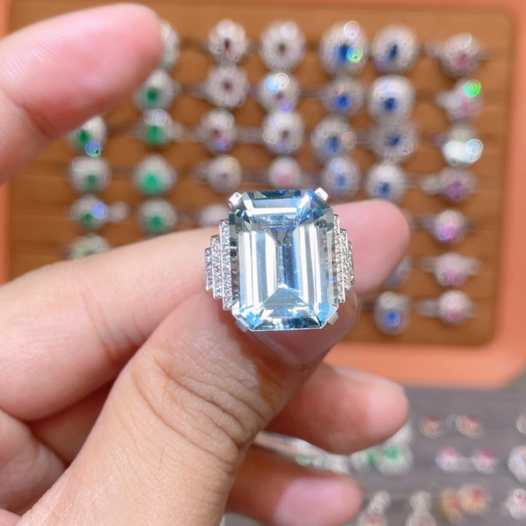 海蓝宝石戒圈18K金镶嵌9.75ct