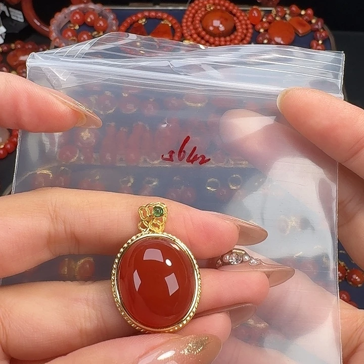 南红玛瑙银S925镶嵌吊坠