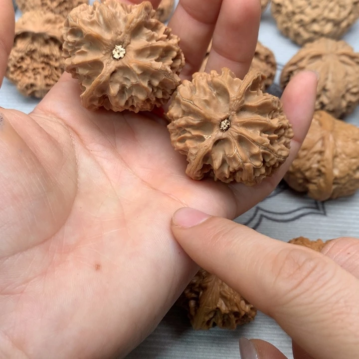 飒***…把件文玩核桃苹果园