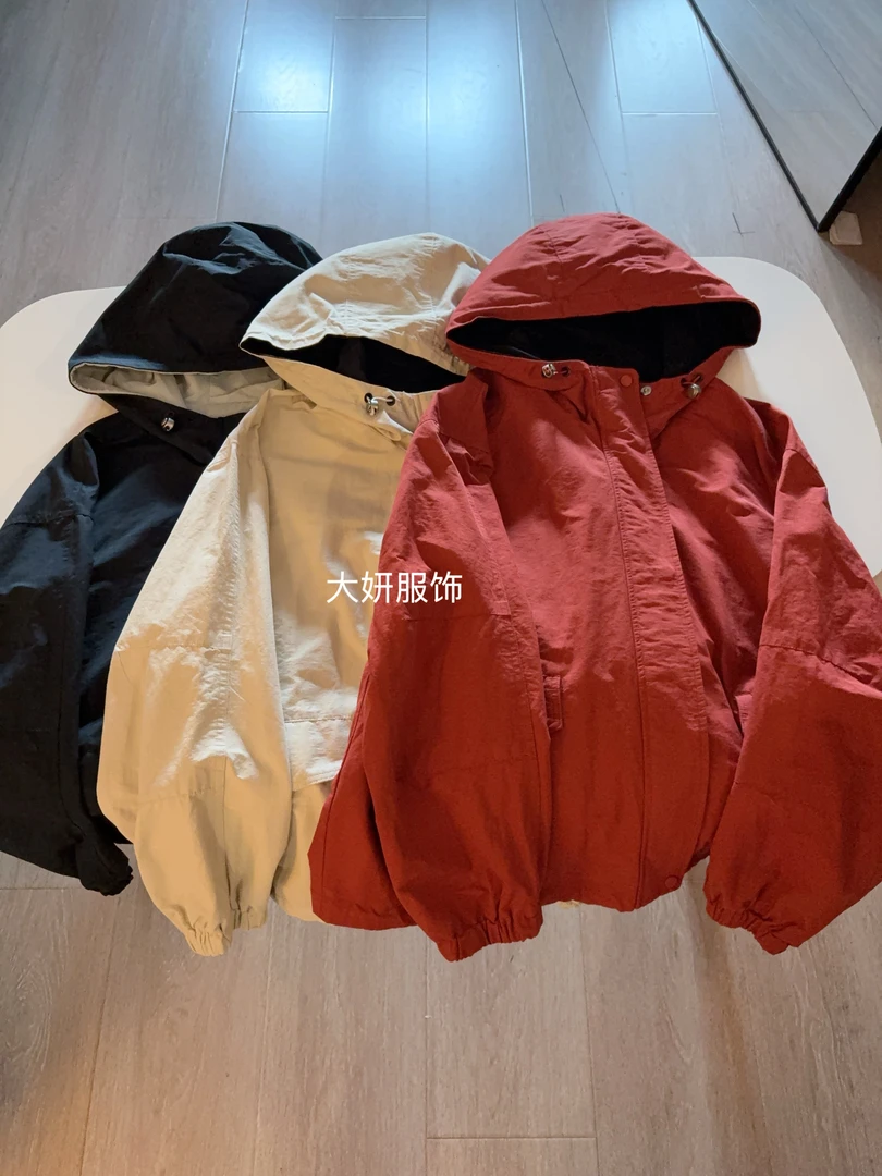 连帽冲锋衣！高品质！重工洋气简约百搭韩系撞色外套女995