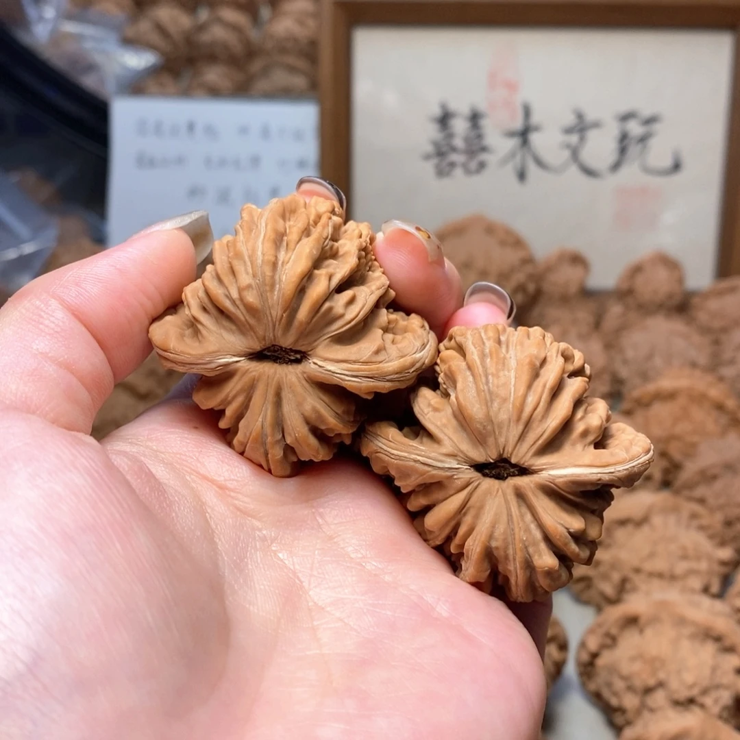 果***粑文玩核桃把件11111111