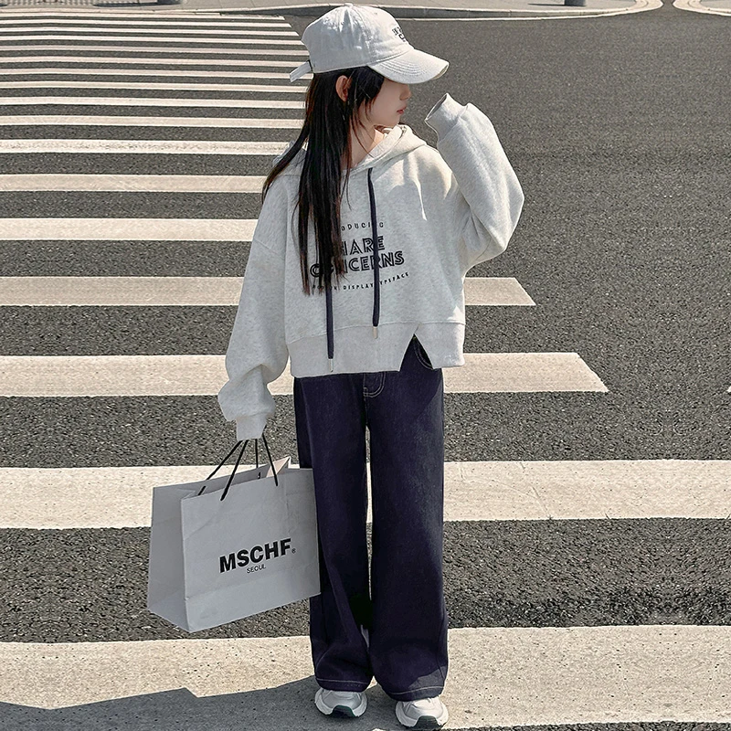 女大童春秋套装时尚洋气休闲女童春装女孩春季卫衣牛仔裤两件套