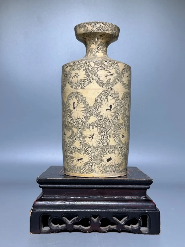 巩县窑搅釉花纹盘口瓶！